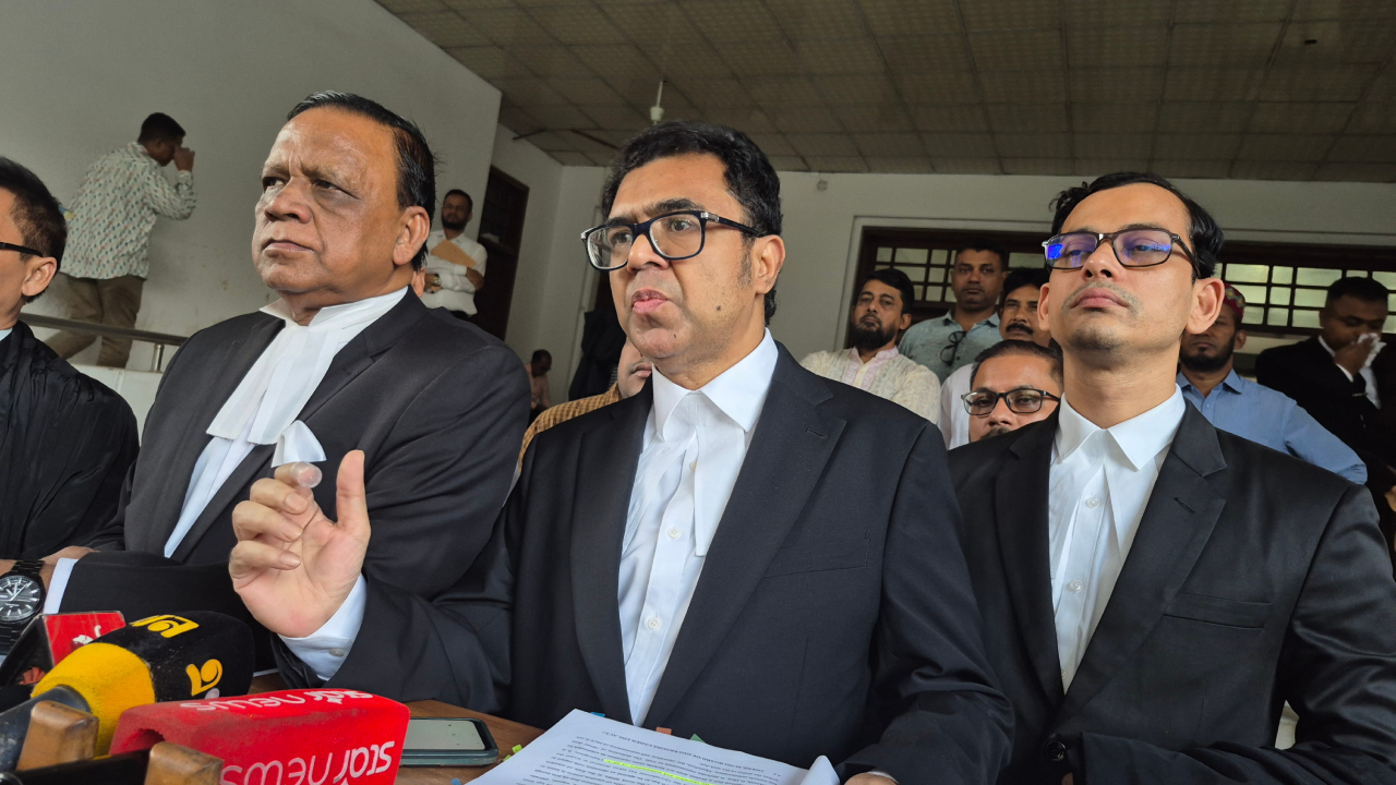 চট্টগ্রাম বন্দরের সঙ্গে দেশের নিরাপত্তার প্রশ্ন জড়িত: হাইকোর্টে আইনজীবী